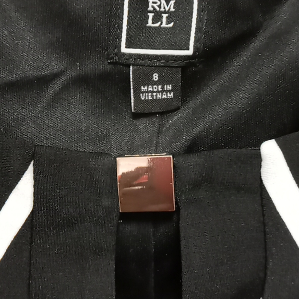 Dress - Picture 2 of 4